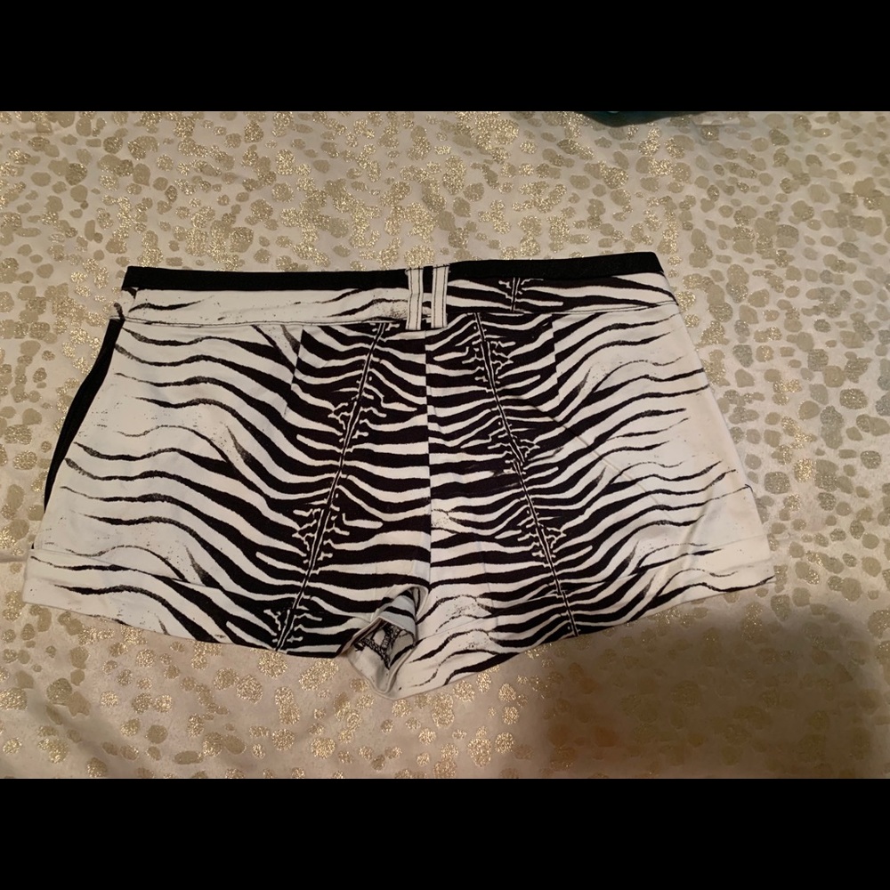 Shorts - Picture 2 of 2